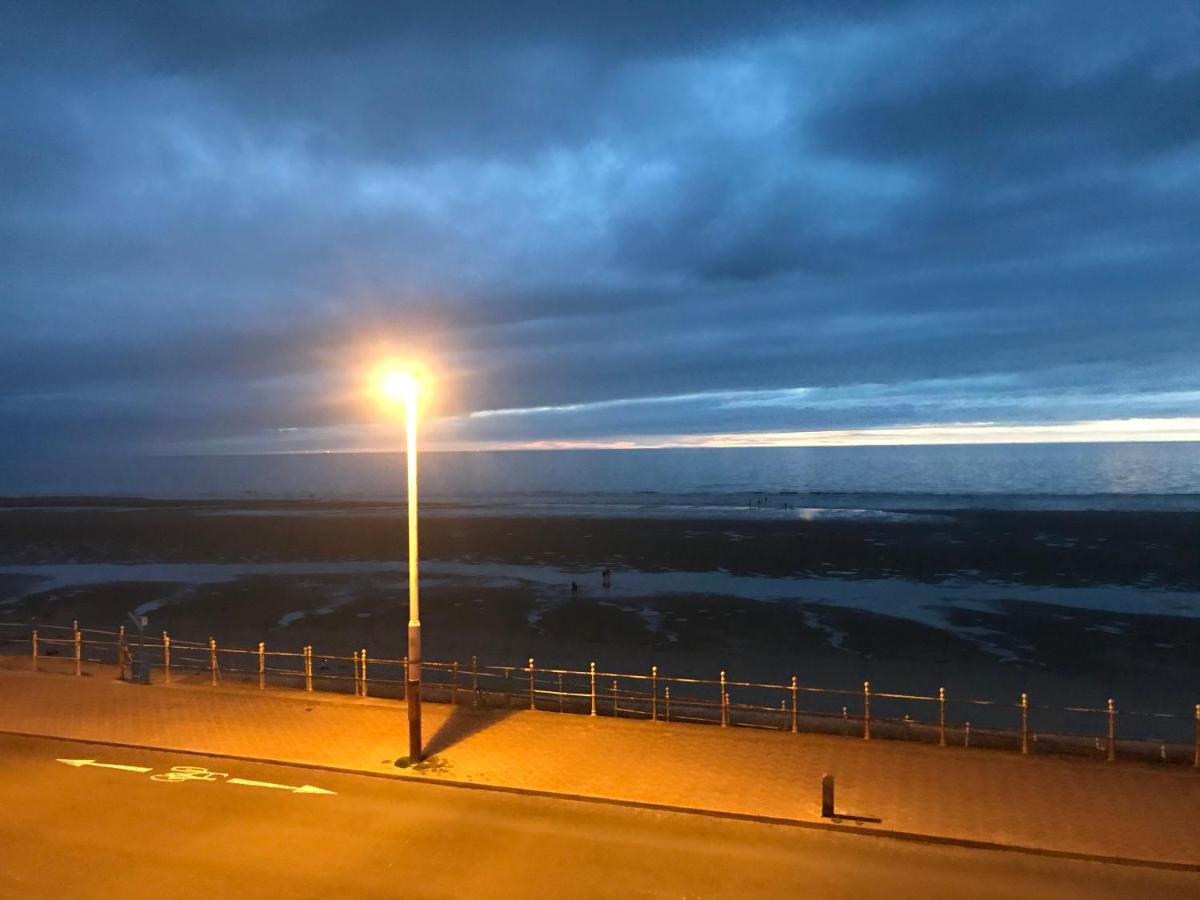 The Jewel Of The Sea Bed and Breakfast Blackpool Eksteriør billede