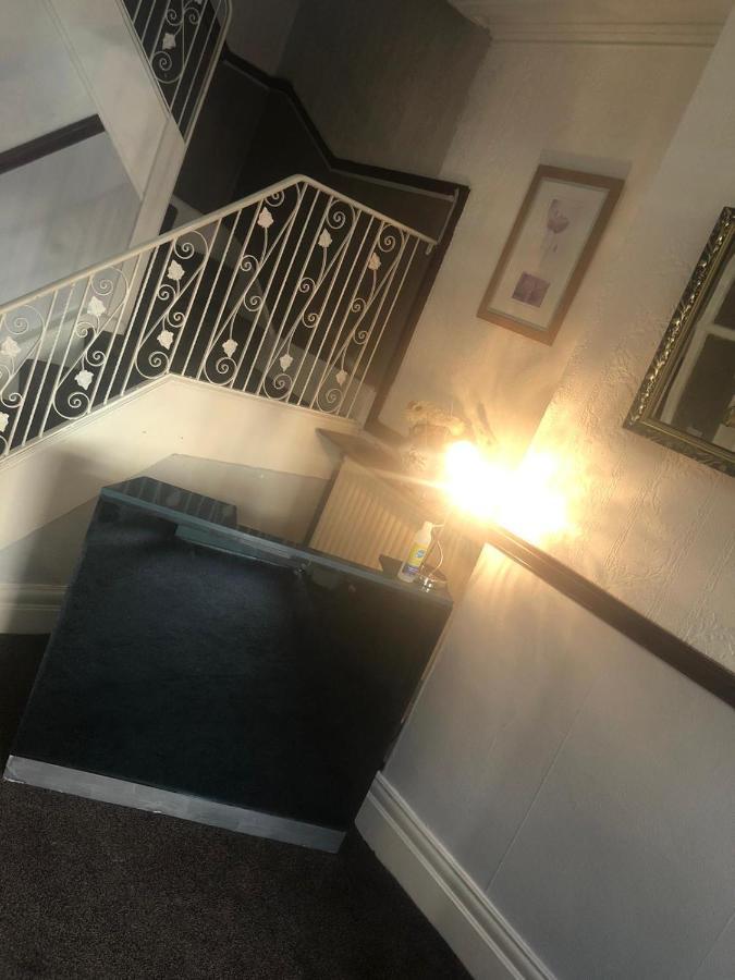 The Jewel Of The Sea Bed and Breakfast Blackpool Eksteriør billede