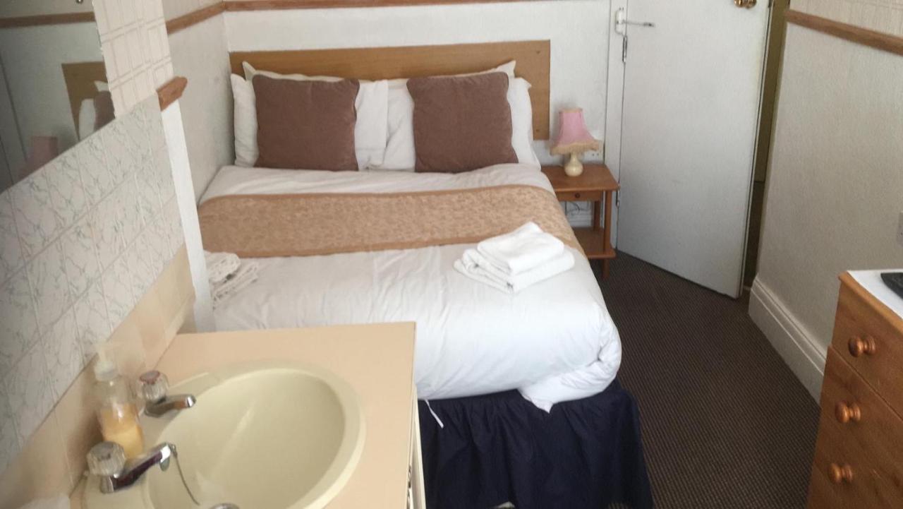 The Jewel Of The Sea Bed and Breakfast Blackpool Eksteriør billede